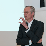 'Macht Menschen nicht zu Käfern und Bienen!'