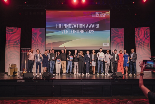 Zwischen Tech und Human