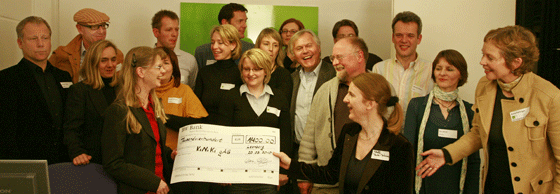 Buchautoren spenden Honorarerlöse